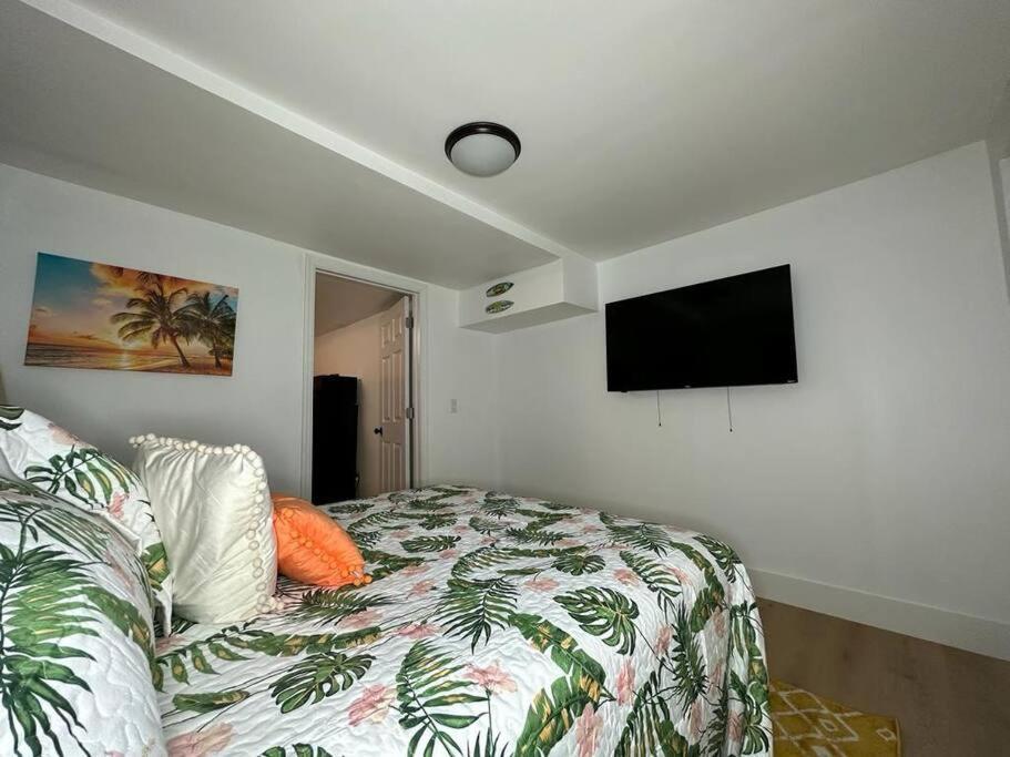 Sleeps 3, Casa Tropical In Apartamento